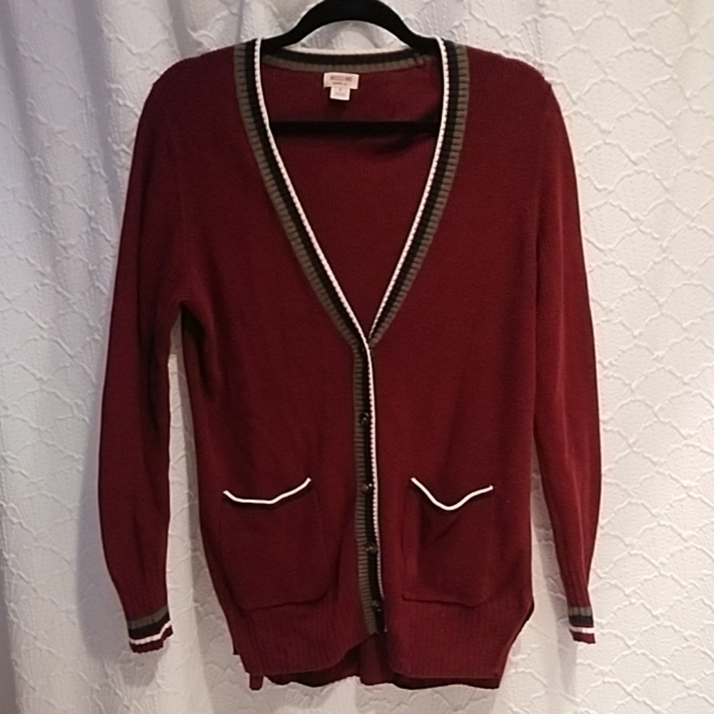Burgundy Vintage Look Cardigan